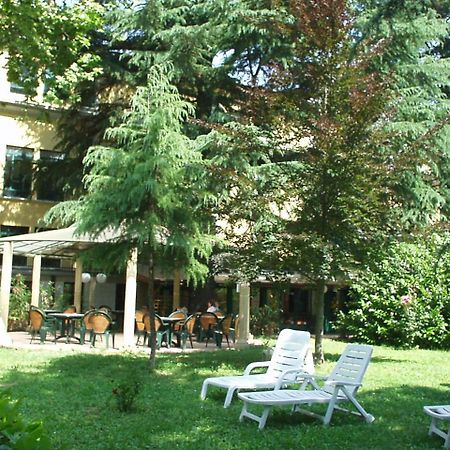 Hotel Salus 살리체테르메 외부 사진